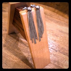 Napier 70’s dangle earrings super light and fun !